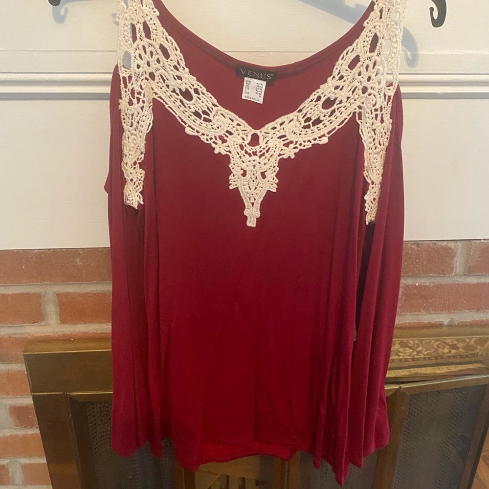 Venus dressy blouse. Open shoulders.
